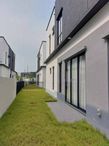 Semi-Detached House for Rent in Telok Panglima Garang (Selangor) - Bee Lee - Exterior - PropertyGuru.com.my