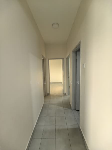 Pangsapuri untuk Disewa di Pangsapuri Seruling - Shue Tan - Corridor - PropertyGuru.com.my