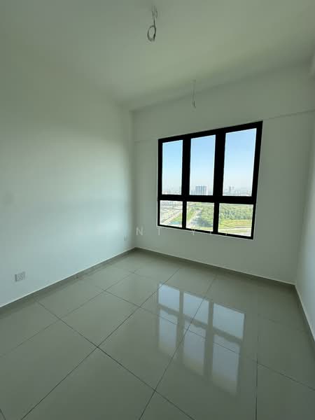 Service Residence for Sale at Parkland Residence - Grant Yip - Interior - PropertyGuru.com.my