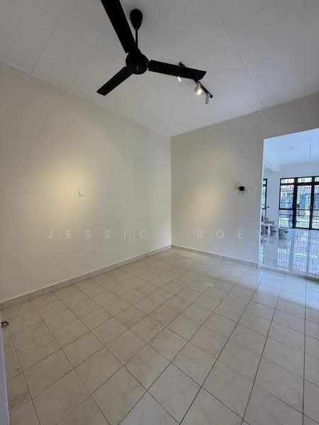 2-storey Terraced House for Sale in Bandar Seri Alam (Masai) - Jessica Boey - Living Room - PropertyGuru.com.my