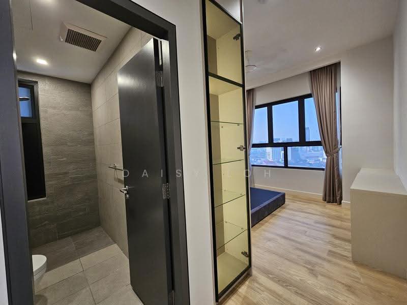 Service Residence for Sale at Atwater : Service Residences - Daisy Loh - Bathroom - PropertyGuru.com.my