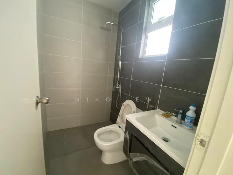 Rumah Berkembar untuk Dijual di Bandar Sungai Long (Selangor) - Miko Lew - PropertyGuru.com.my