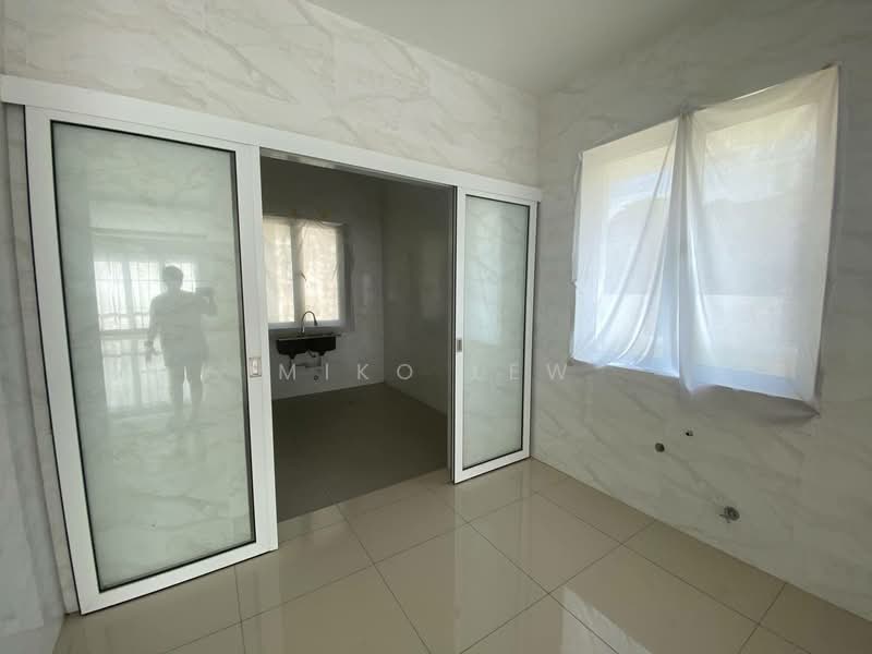 Rumah Berkembar untuk Dijual di Bandar Sungai Long (Selangor) - Miko Lew - PropertyGuru.com.my