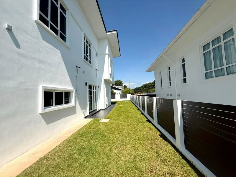 Bungalow for Sale in Sungai Merab (Dengkil) - Fazie Noor - Exterior - PropertyGuru.com.my