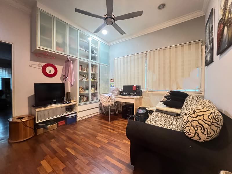 Terraced House for Sale in Taman Desa Aman (Cheras) - Jeffrey Pang - Study - PropertyGuru.com.my