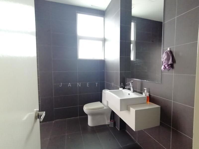 Soho untuk Dijual di Petaling Jaya (Selangor) - Janet Tan - Bathroom - PropertyGuru.com.my