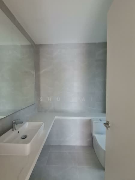 Semi-Detached House for Sale in Puchong (Selangor) - Shu Wai - Bathroom - PropertyGuru.com.my