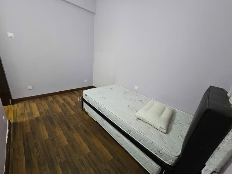 Kondominium untuk Disewa di Eden Seaview Condominium - Irene Goh - Bedroom - PropertyGuru.com.my