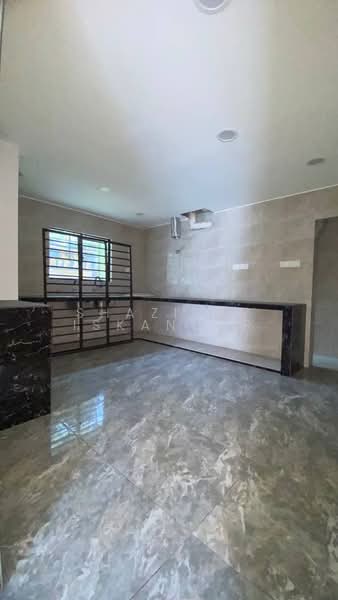 2-storey Terraced House for Sale in Bukit Jelutong (Shah Alam) - Shaziery Iskandar - Kitchen - PropertyGuru.com.my
