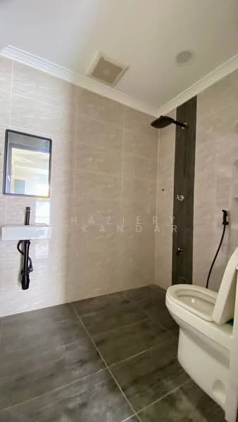 2-storey Terraced House for Sale in Bukit Jelutong (Shah Alam) - Shaziery Iskandar - PropertyGuru.com.my