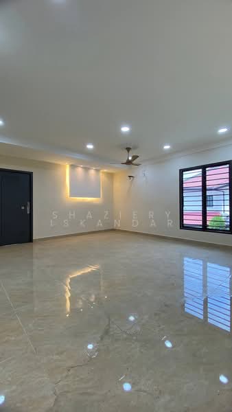 2-storey Terraced House for Sale in Bukit Jelutong (Shah Alam) - Shaziery Iskandar - PropertyGuru.com.my