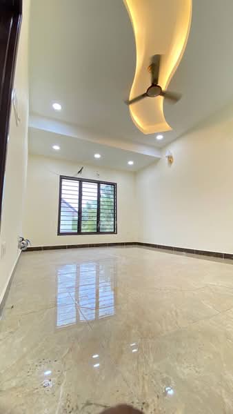 2-storey Terraced House for Sale in Bukit Jelutong (Shah Alam) - Shaziery Iskandar - PropertyGuru.com.my