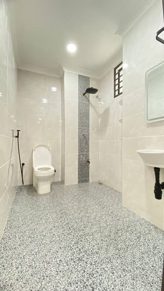 2-storey Terraced House for Sale in Bukit Jelutong (Shah Alam) - Shaziery Iskandar - PropertyGuru.com.my