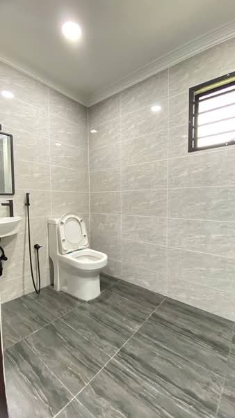 2-storey Terraced House for Sale in Bukit Jelutong (Shah Alam) - Shaziery Iskandar - PropertyGuru.com.my