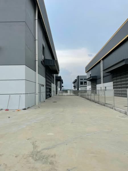 Factory for Rent in Taman Kapar Permai (Kapar) - Jin Yin Siew - Exterior - PropertyGuru.com.my