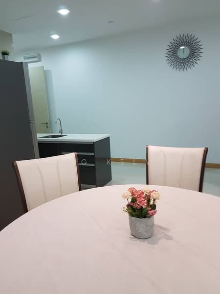 Servis Apartment untuk Dijual di KL Gateway Residences - Yong Kelvin - Dining Room - PropertyGuru.com.my