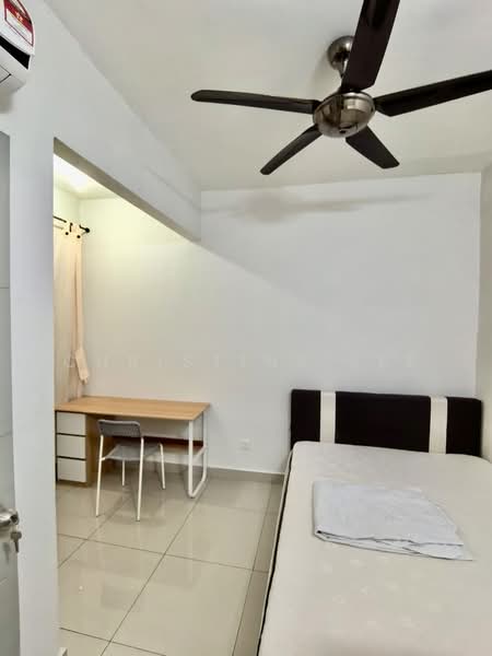 Servis Apartment untuk Disewa di DK Senza - Christine Lee - Bedroom - PropertyGuru.com.my