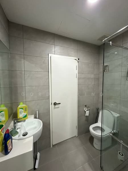Servis Apartment untuk Disewa di Dorsett Waterfront Subang - Gordon Ling - Bathroom - PropertyGuru.com.my
