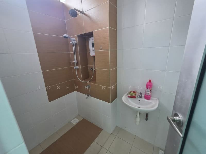 Condominium for Rent at The Seed Taman Sutera Utama - Josephine Yong - Bathroom - PropertyGuru.com.my