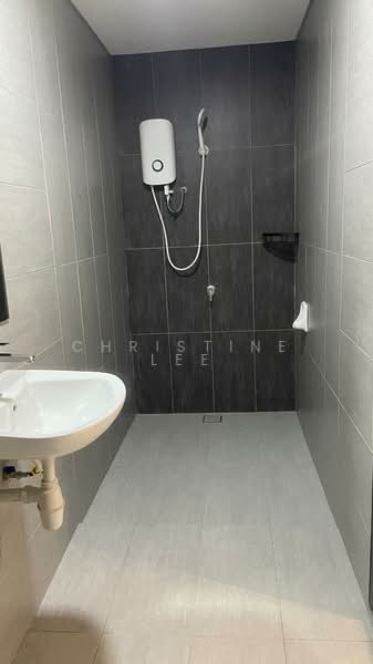 Servis Apartment untuk Disewa di The New Duo @ Edumetro - Christine Lee - Bathroom - PropertyGuru.com.my