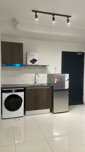 Servis Apartment untuk Disewa di The New Duo @ Edumetro - Christine Lee - Kitchen - PropertyGuru.com.my