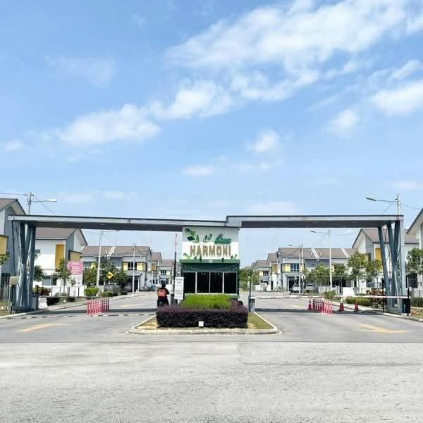 2-storey Terraced House for Rent in Dengkil (Selangor) - Ahmad Faiz - Exterior - PropertyGuru.com.my