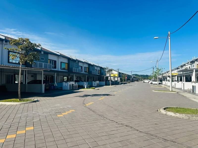 2-storey Terraced House for Rent in Dengkil (Selangor) - Ahmad Faiz - Exterior - PropertyGuru.com.my