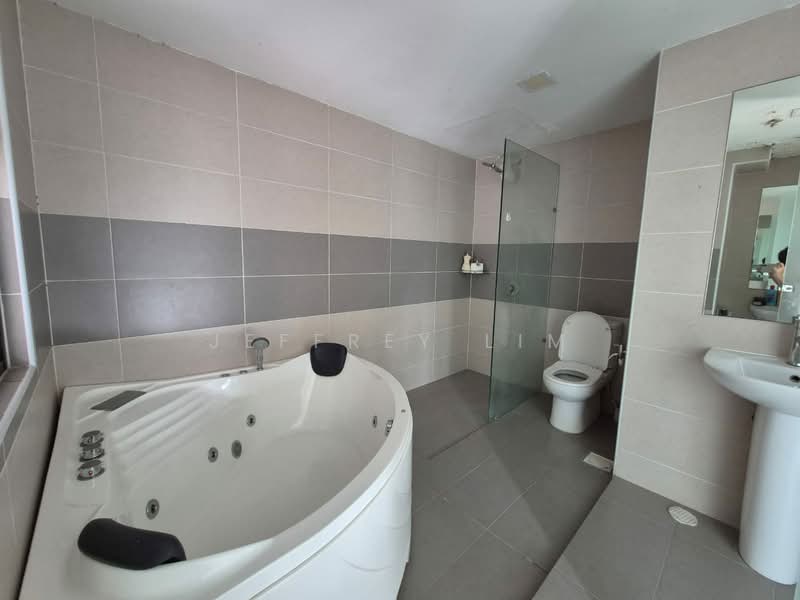 Cluster House for Sale in Skudai (Johor) - Jeffrey Lim - Bathroom - PropertyGuru.com.my