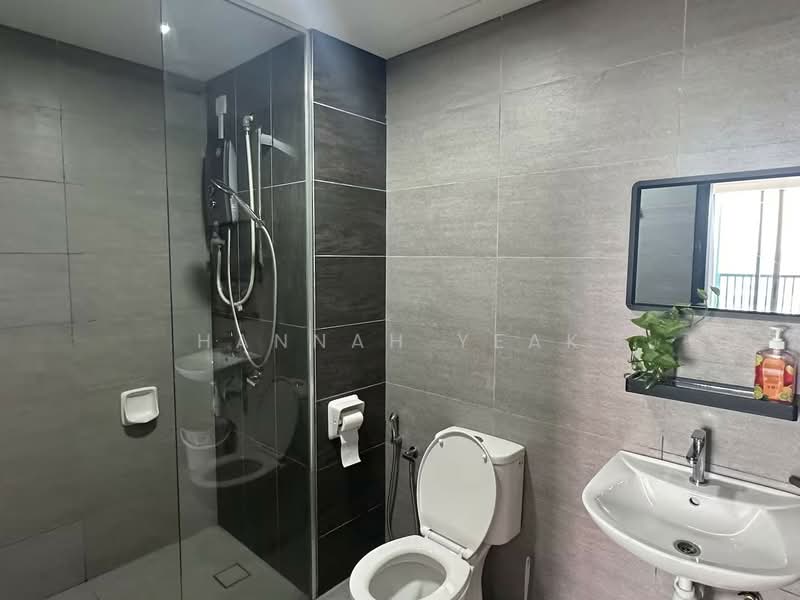 Servis Apartment untuk Dijual di Uptown Residences - Hannah Yeak - Bathroom - PropertyGuru.com.my