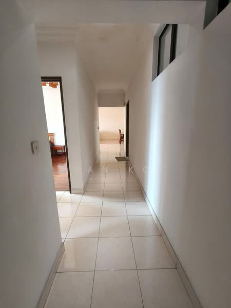 Kondominium untuk Dijual di 1 Bukit Utama - Ivan Kok - Corridor - PropertyGuru.com.my
