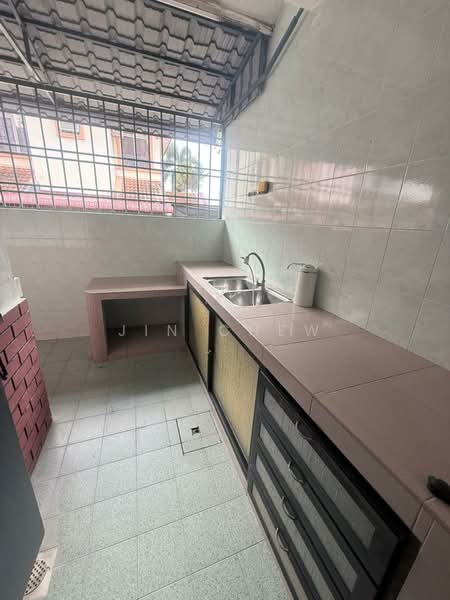 Rumah Teres 2 Tingkat untuk Dijual di Johor Bahru (Johor) - Jin Chew - Kitchen - PropertyGuru.com.my