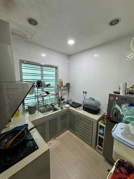 2-storey Terraced House for Sale in Indahpura Diamond (Kulai) - Darren Ho - Kitchen - PropertyGuru.com.my