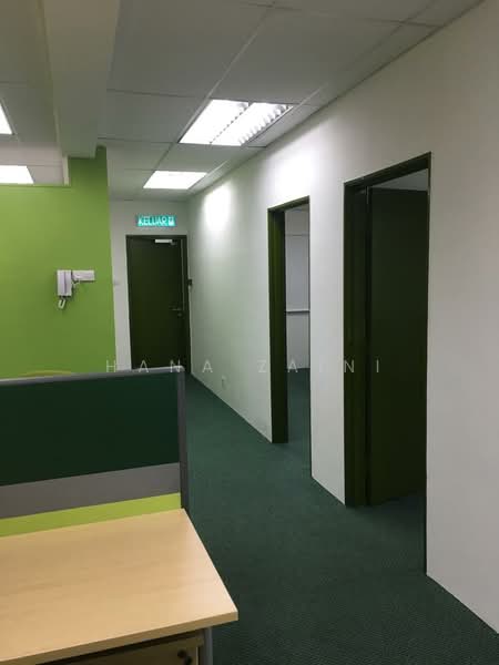 Factory for Sale in Beranang (Selangor) - Hana Zaini - Corridor - PropertyGuru.com.my