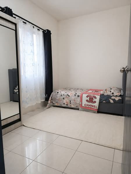 Townhouse for Rent in Dengkil (Selangor) - Ahmad Faiz - Bedroom - PropertyGuru.com.my