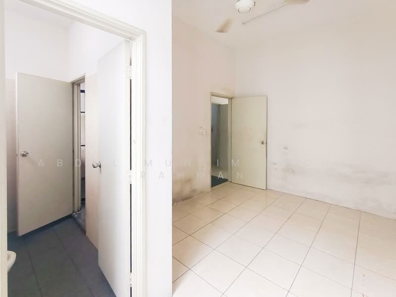 Terraced House for Rent in Bandar Mahkota Banting (Tanjong Duabelas) - Abdul Mun'im Abdul Rahman - Interior - PropertyGuru.com.my