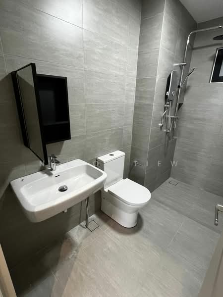 Servis Apartment untuk Disewa di Residensi Ava @ Kiara Bay - Nelson Tiew - Bathroom - PropertyGuru.com.my