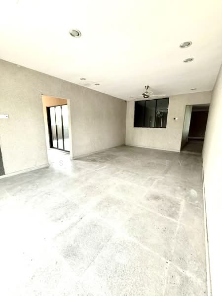 Rumah Banglo untuk Dijual di Leisure Farm (Gelang Patah) - Jessica Boey - Living Room - PropertyGuru.com.my
