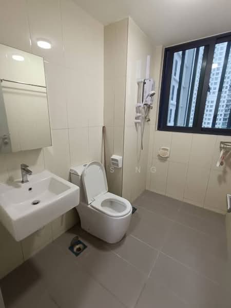 Kondominium untuk Disewa di The Promenade - Cris Ng - Bathroom - PropertyGuru.com.my