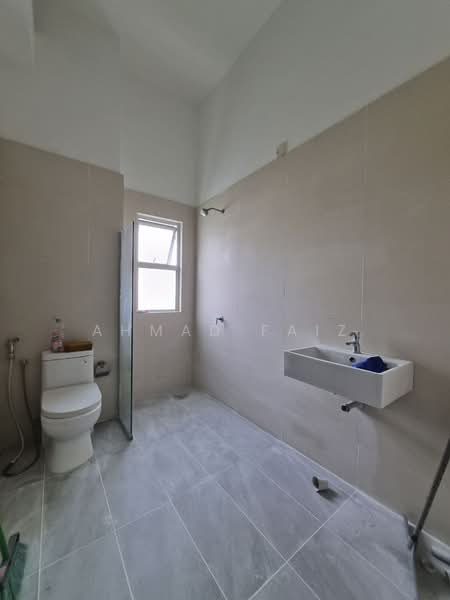Terraced House for Rent in Cyberjaya (Selangor) - Ahmad Faiz - Bathroom - PropertyGuru.com.my