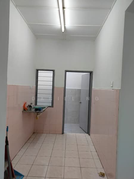 Pangsapuri untuk Dijual di Taman Kasturi - Daniel Ng - Kitchen - PropertyGuru.com.my