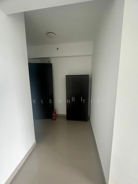 Servis Apartment untuk Disewa di Residensi Ava @ Kiara Bay - Nelson Tiew - Corridor - PropertyGuru.com.my