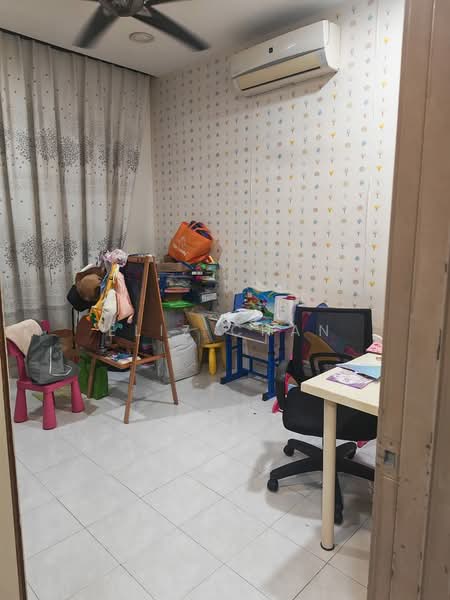 Pangsapuri untuk Dijual di 162 Residency - Eliz Chan - Study - PropertyGuru.com.my