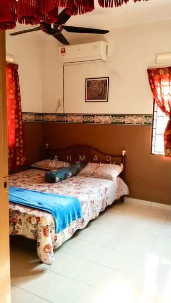 Rumah Teres 2 Tingkat untuk Dijual di Banting (Selangor) - Ahmad Muslim - PropertyGuru.com.my