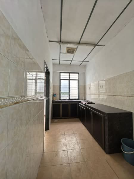 Flat for Sale at Skudai Baru - Chris Liew - Kitchen - PropertyGuru.com.my
