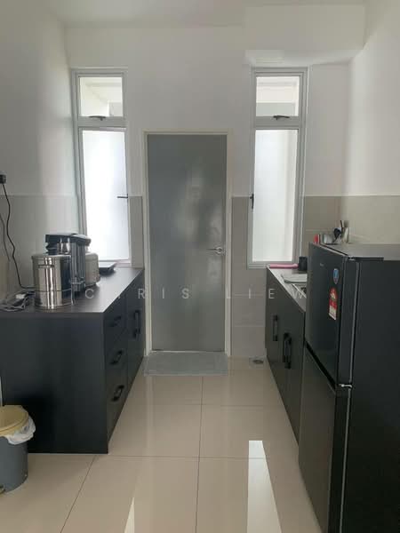 Apartment for Sale at D’Lagoon Luxury Development By The Lake - Chris Liew - Kitchen - PropertyGuru.com.my