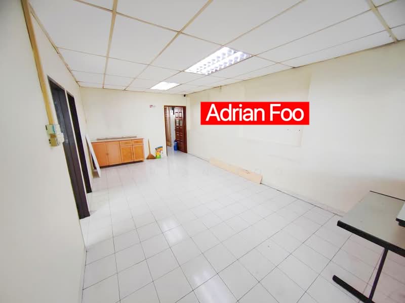 Shop for Rent in Jelutong (Penang) - Adrian Foo - Interior - PropertyGuru.com.my
