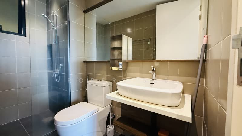 Kondominium untuk Disewa di Nidoz Residences @ Desa Petaling - Robert See - Bathroom - PropertyGuru.com.my