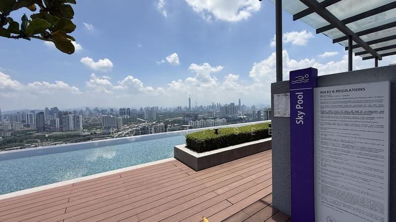 Kondominium untuk Disewa di Nidoz Residences @ Desa Petaling - Robert See - Pool - PropertyGuru.com.my