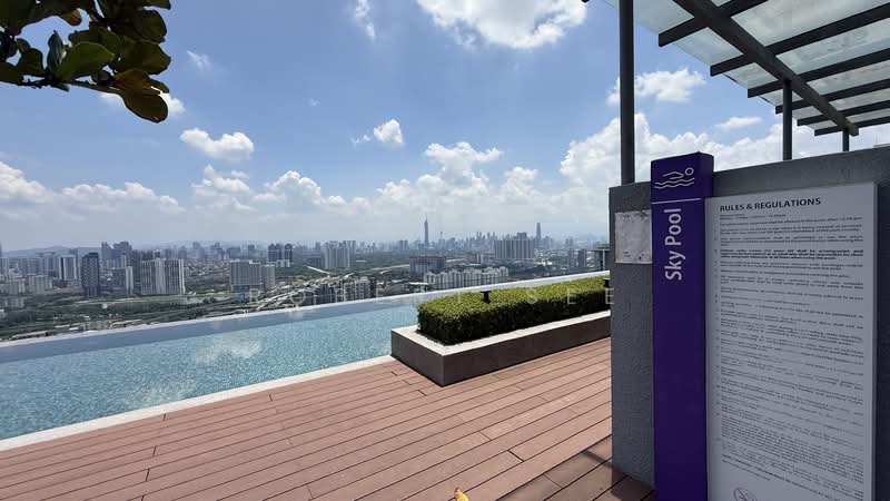 Kondominium untuk Disewa di Nidoz Residences @ Desa Petaling - Robert See - Pool - PropertyGuru.com.my