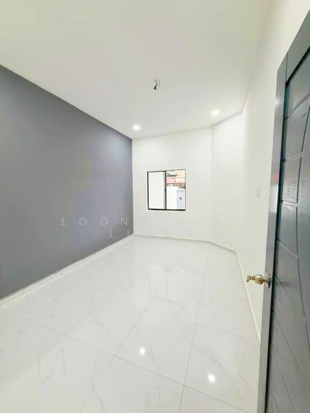 1-storey Terraced House for Sale in Taman Universiti (Skudai) - Loong Hing Liong - Interior - PropertyGuru.com.my